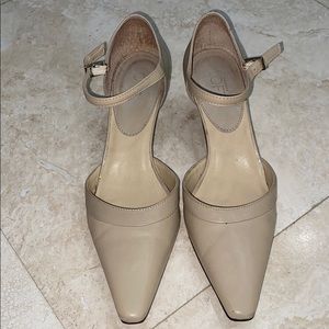 Loft 2” Cream/Beige 2” Heels